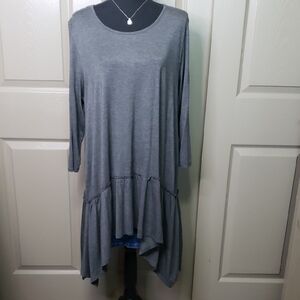 NWT Paisley Grace Gray Long Sleeve Scoop Neck Shark Bite Hem Tunic Dress Large